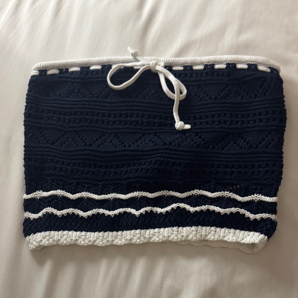 Hollister Navy and White Crochet Crop Top
